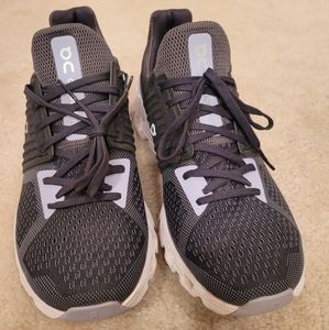 On Cloudswift shoes black/lavender size 10